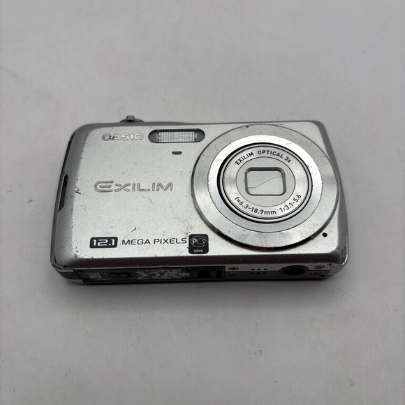Casio Other - Casio EXILIM ZOOM EX-Z35‎ 12.1MP Digital Camera - Silver 3x Optical 2.6" LCD